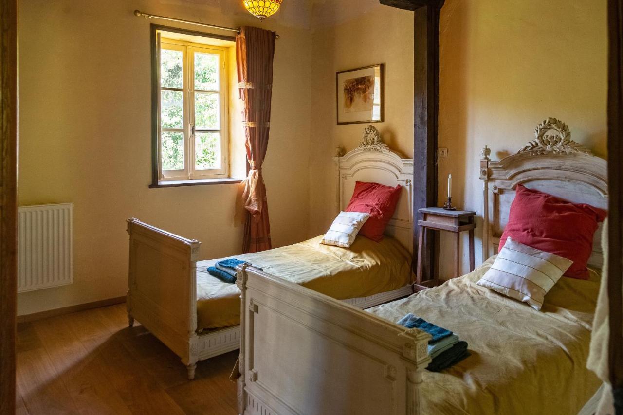 Haute Dône, een vakantiehuis met 2 slaapkamers, rust en natuur Luzy Buitenkant foto